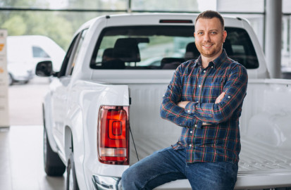 Электромобили vs гибриды: какие расходники и запчасти у них „болеют“ чаще всего